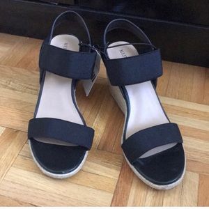 Merona black sandals. 9 1/2 W